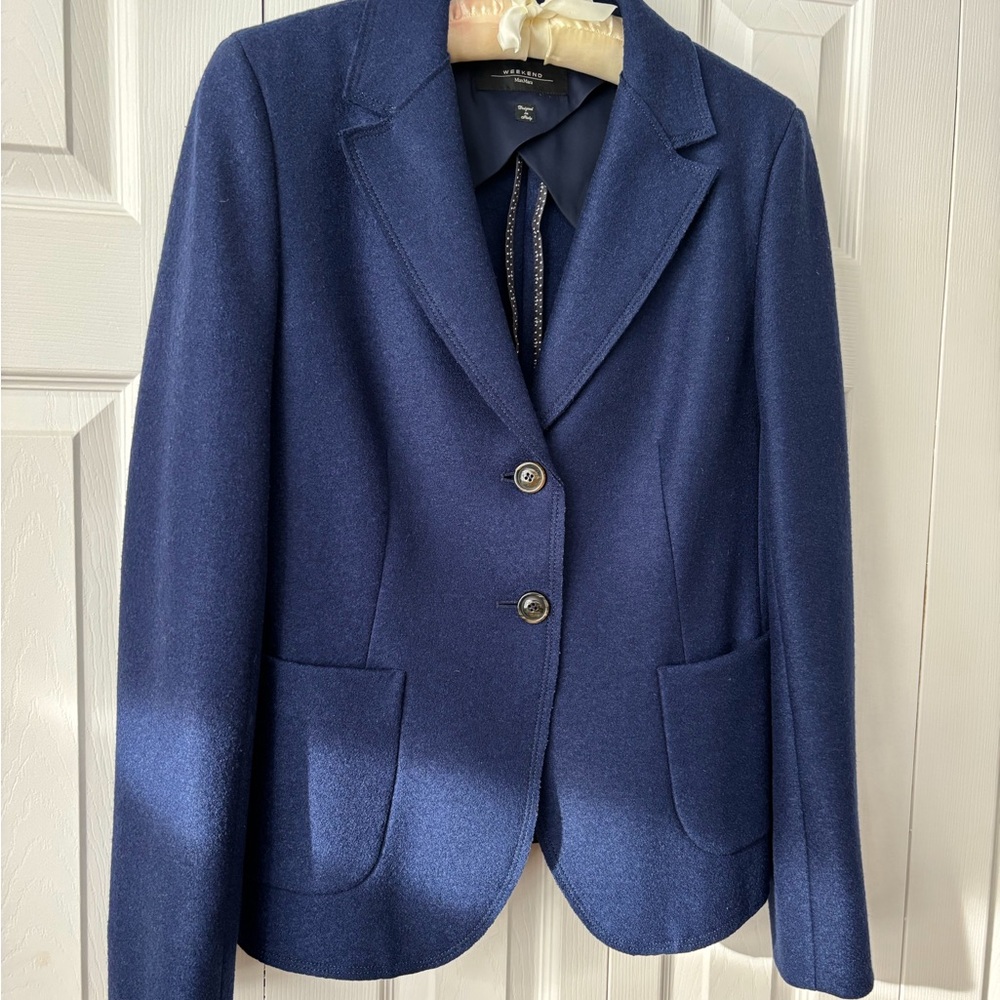 Weekend Max Mara Navy Blazer